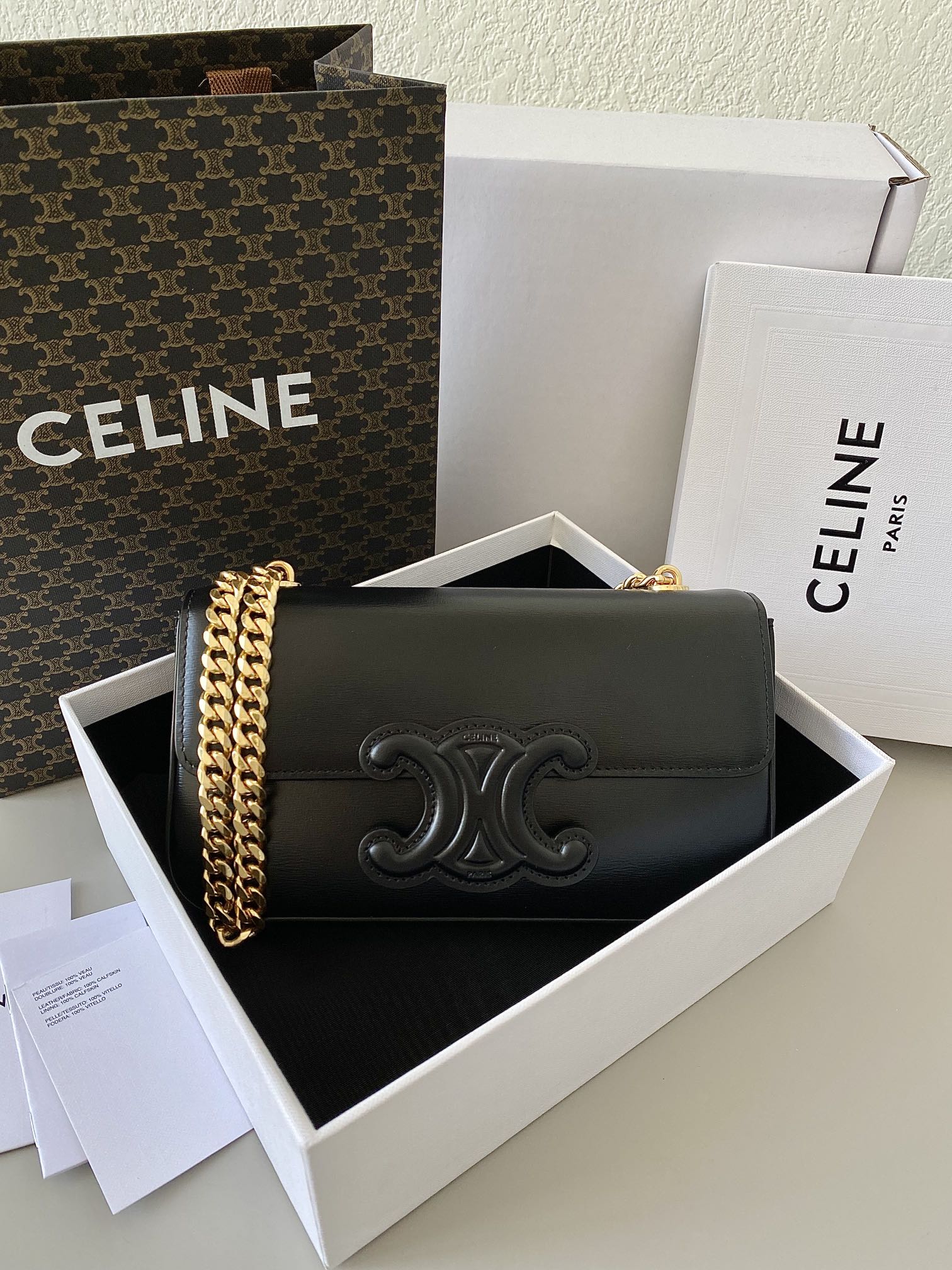 20 Chaîne EMBOSSED ARMPIT BAG Noir Cuir de veau