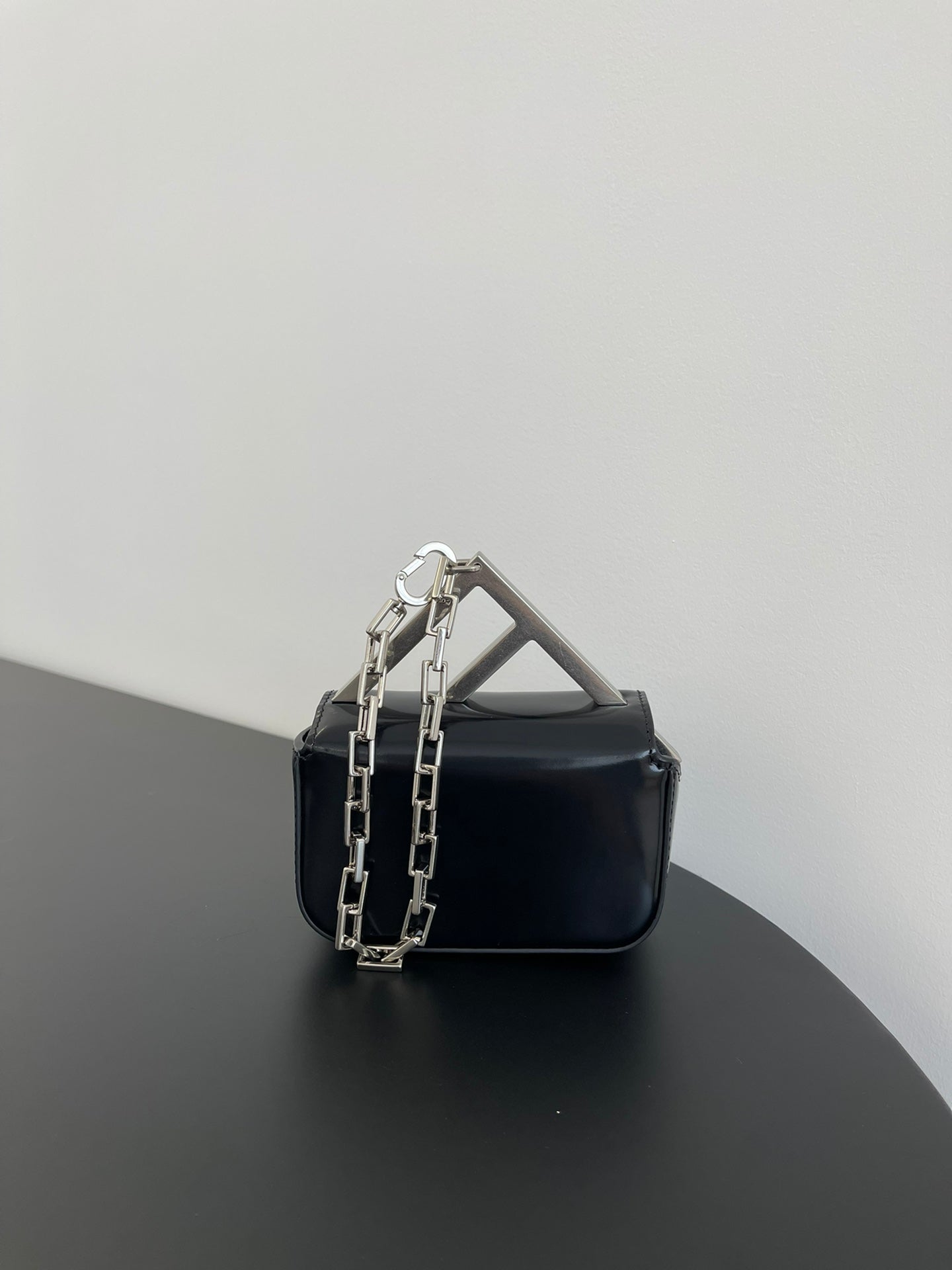 FENDI MINI FIRST SIGHT 13 SAC À MAIN EN VEAU NOIR AVEC QUINCAILLERIE ARGENT