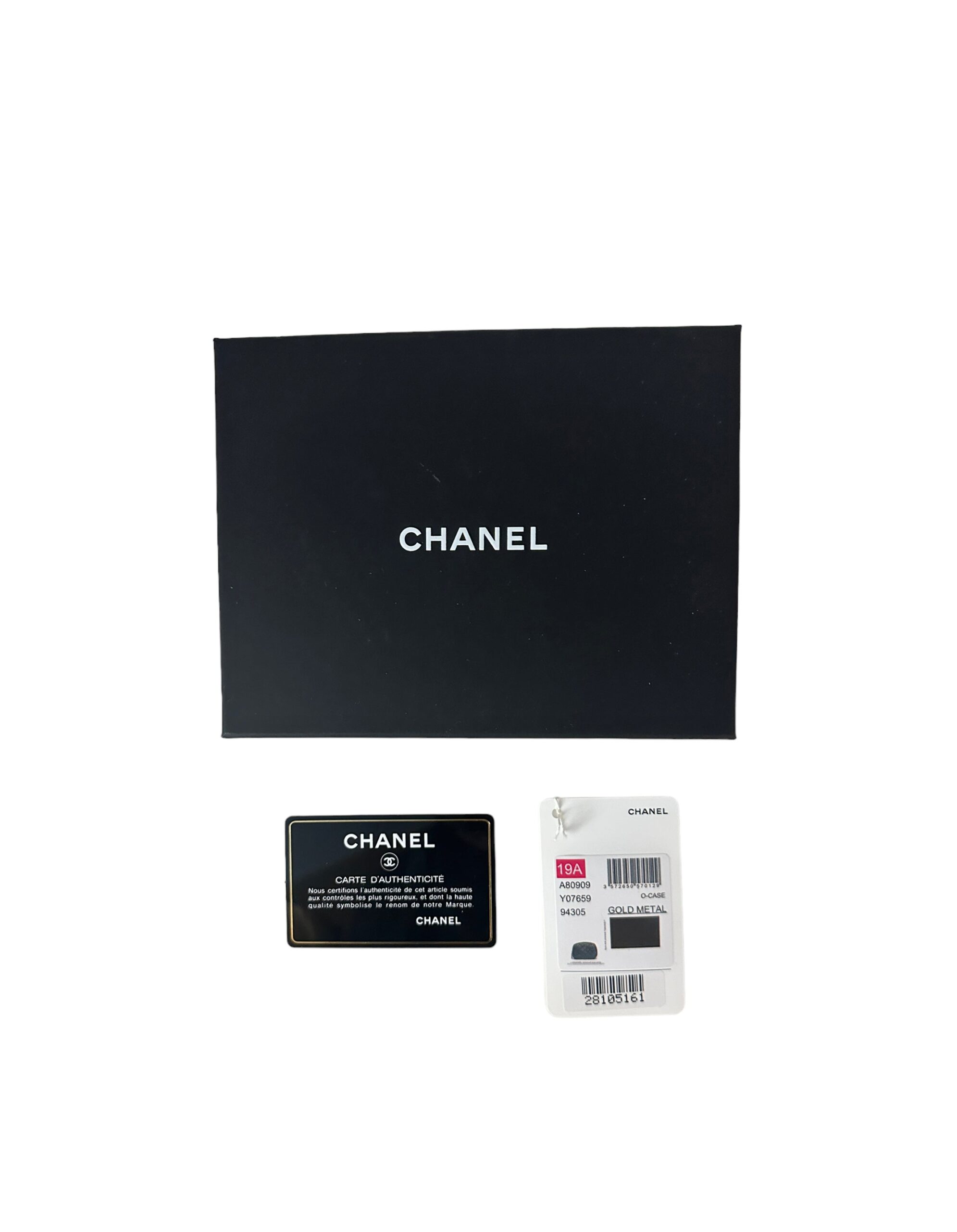 Chanel Pochette O-Case matelassée en cuir d'agneau Noir
