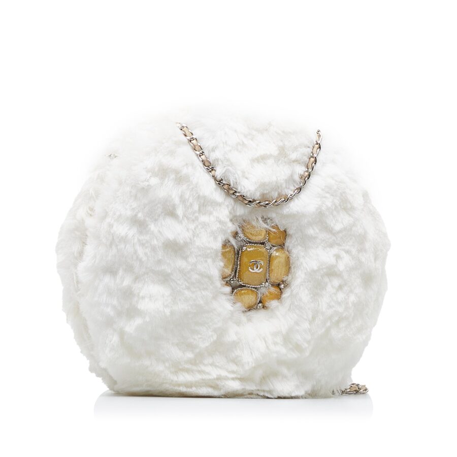 Chanel Crossbody white bag – front view