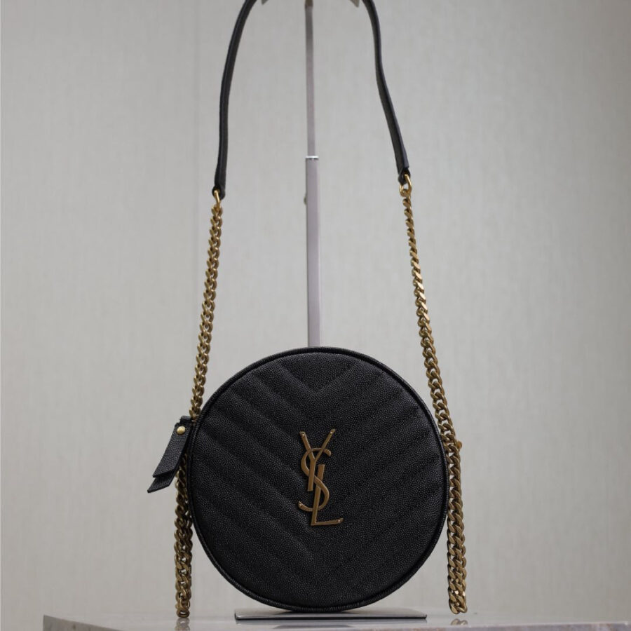 Designer handbag gold – front view